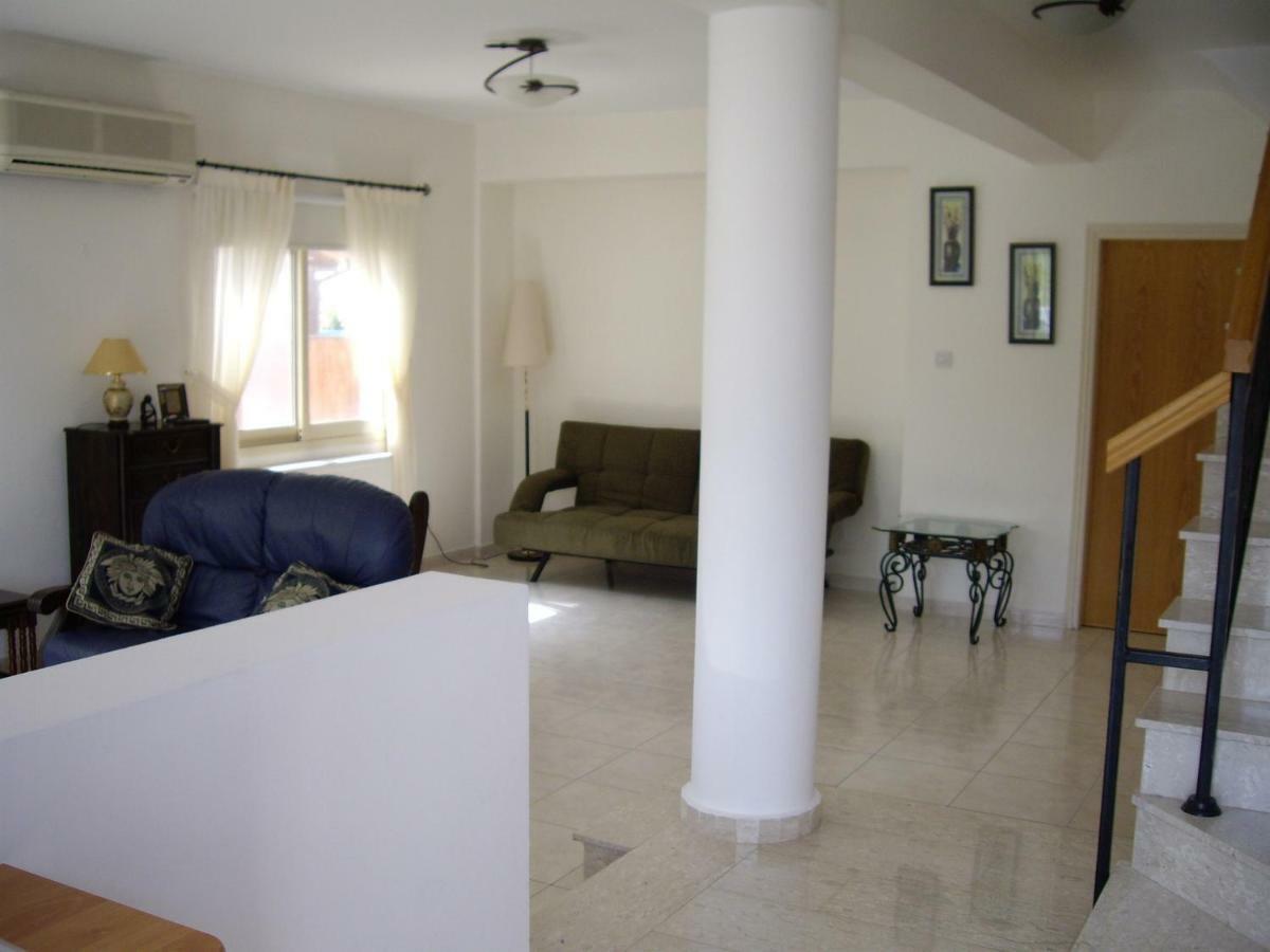 Frangipani Villa Paphos Buitenkant foto